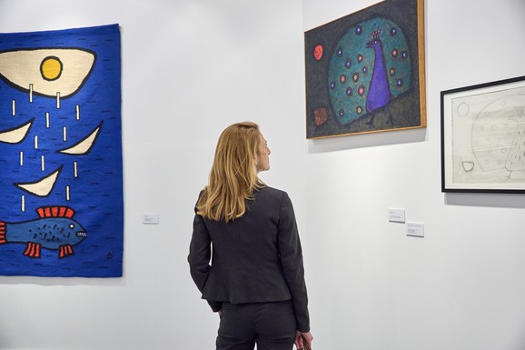 "Ove bezimene slike primite kako vam drago": Otvorena izložba "Lazar Vujaklija: Protest prema sebi" u Jagodini