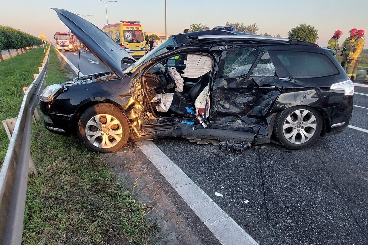 Zderzenie karetki z samochodem