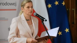 nauczyciele tracą ważny przywilej. związki walczą z "dyskryminacyjnym pomysłem" men