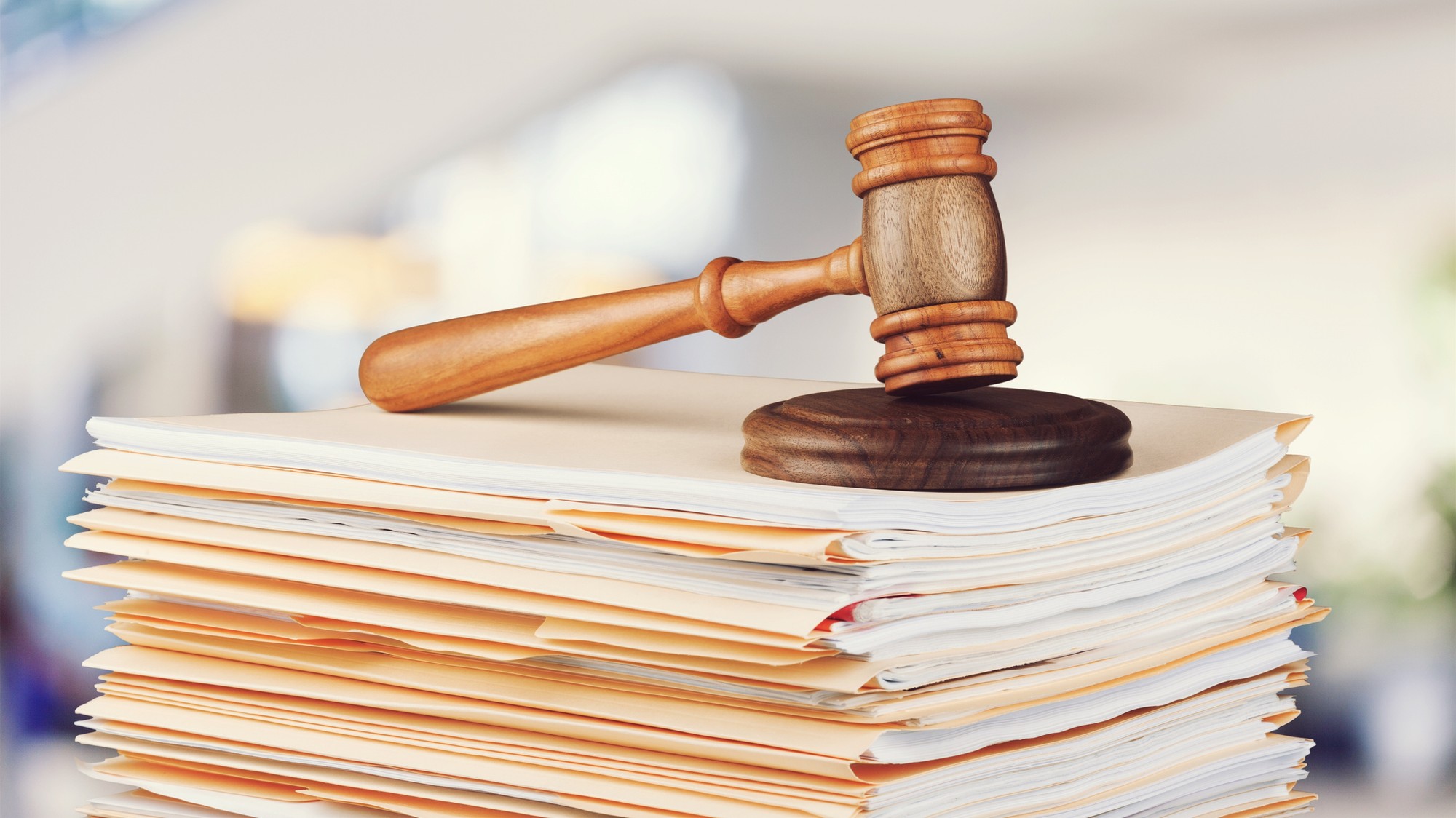 Dánsky kňaz prirovnal snímky sexuálneho zneužívania detí k zbieraniu známok. (ilustračné foto)