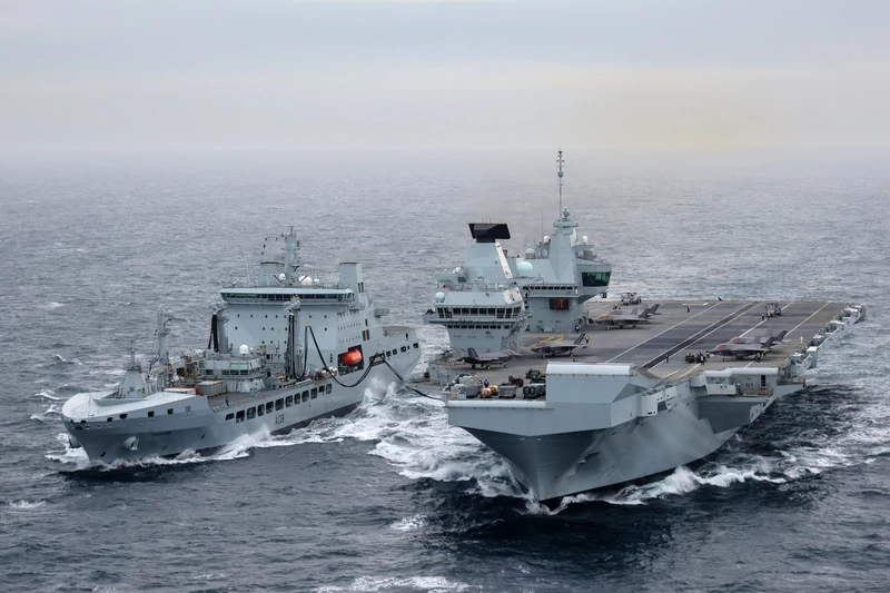 Joint Warrior to odbywające się co dwa lata duże morskie manewry pod przywództwem Wielkiej Brytanii