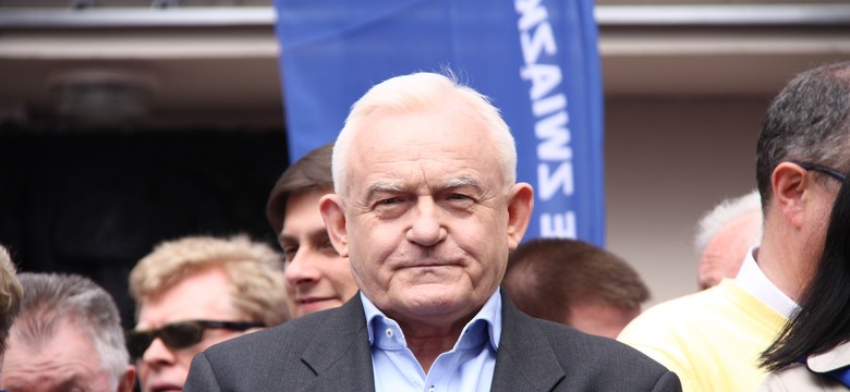 Leszek Miller: Lepiej edukować seksualnie w szkole niż na kolanach u proboszcza