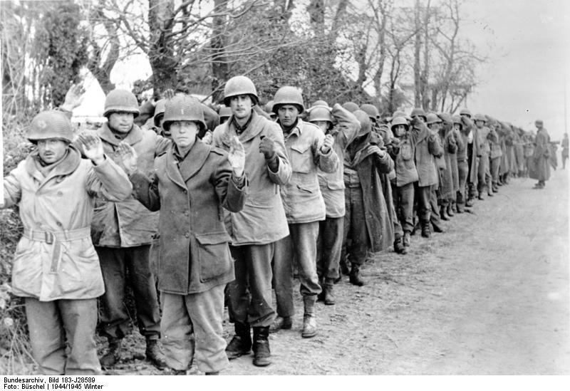Amerykańscy żołnierze w niemieckiej niewoli, 22 grudnia 1944 r.