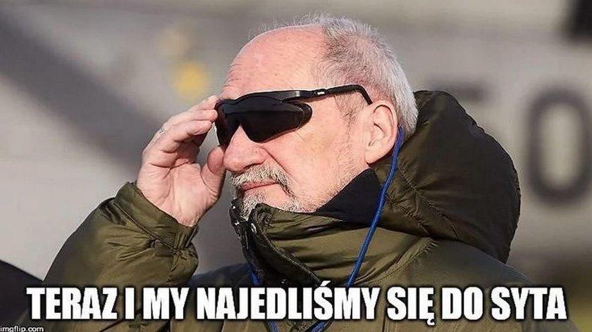 Tyle MON wydało na służbowe karty. MEMY