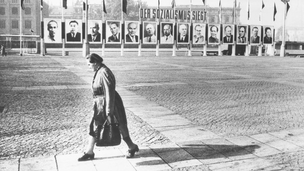 Portrety komunistycznych przywódców na ulicach Berlina Wschodniego, 1961 r