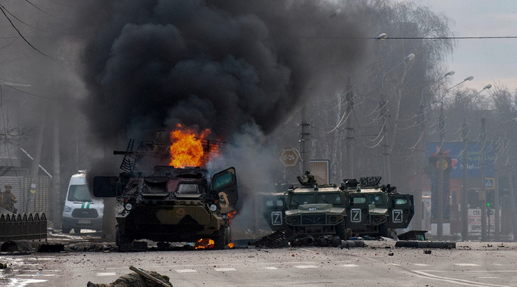 Szétlőtt harckocsi Kharkiv városában / Fotó: Profimedia