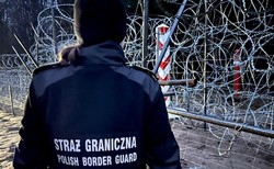 Atak na granicy. Funkcjonariuszka SG ma złamany nos