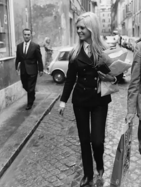 Brigitte Bardot w garniturze / fot. Keystone / Staff