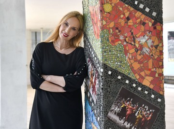 "NE POSTOJI NAČIN DA SE TO REGULIŠE" Godinama MAMI OSMEHE komentarima na PZE, a niko nije znao ŠTA JOJ JE STROGO ZABRANJENO tokom prenosa