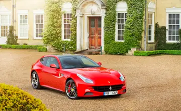 FERRARI FF