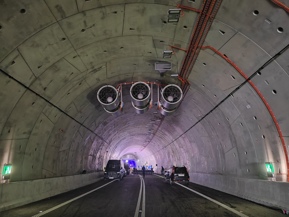 Tunel pod Świną w momencie otwarcia
