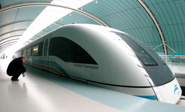 Chiński pociąg wielkich prędkości Transrapid.