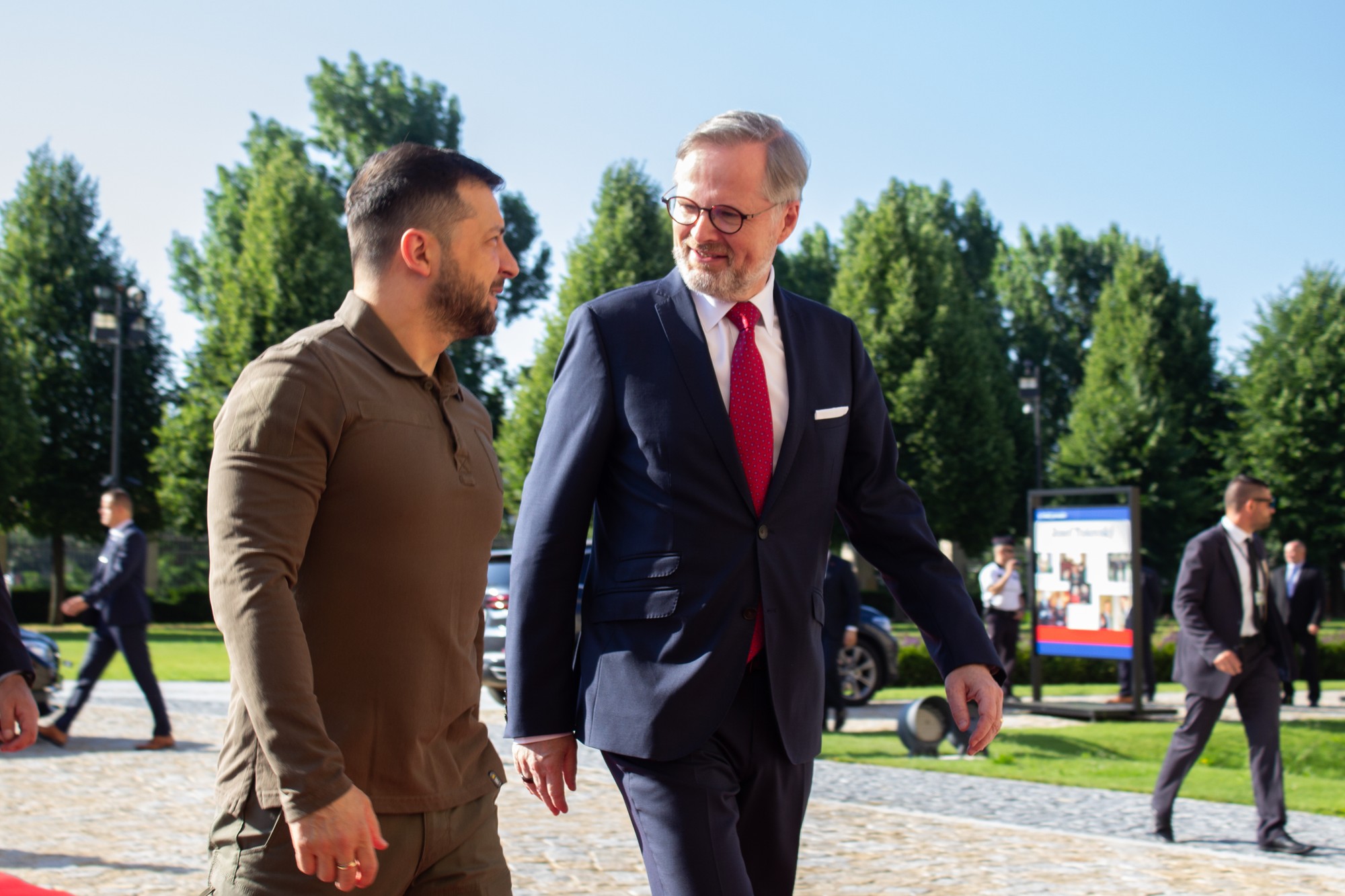 Český premiér Petr Fiala a ukrajinský prezident Volodymyr Zelenskyj.