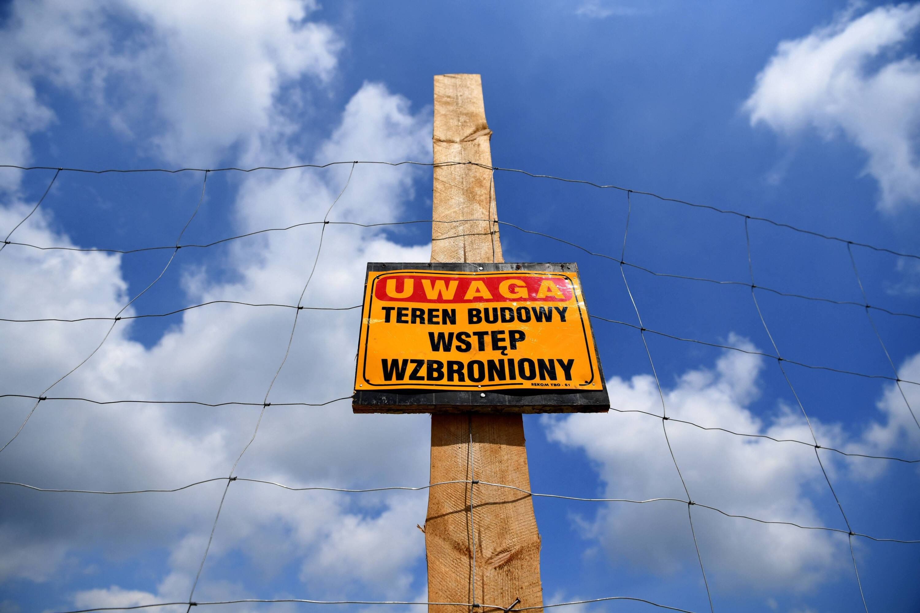 Tragedia w Żorach: Dwaj robotnicy zginęli po zawaleniu wykopu