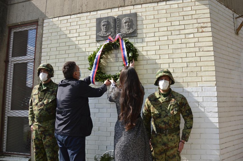 Odavanje počasti Spasići i Mašeri 