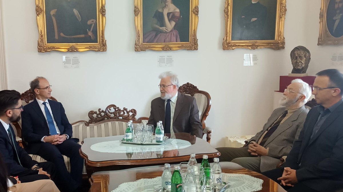 Premijer Đuro Macut u poseti Matici srpskoj 