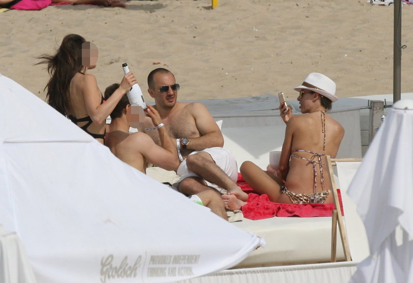 Ewa Chodakowska w bikini na plaży w Sopocie z mężem