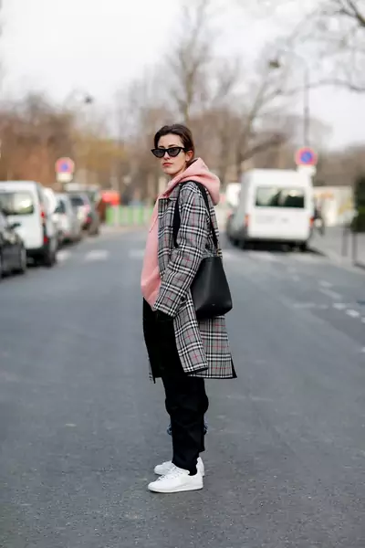 Jesienne płaszcze - streetwear Paryż