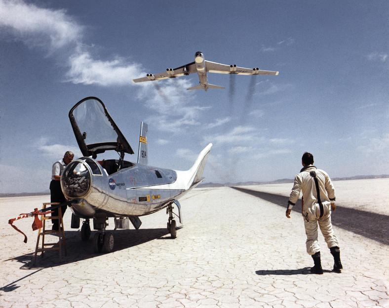 B-52B "Mothership"