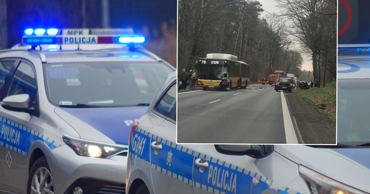 Czołowe zderzenie na Mazowszu. Autobus uderzył w samochód osobowy, są ranni