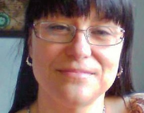 dr hab. Katarzyna Dembicz latynoamerykanistka, wieloletni pracownik Centrum Studiów Latynoamerykańskich, a obecnie adiunkt w Ośrodku Studiów Amerykańskich Uniwersytetu Warszawskiego, kierownik projektu naukowego „Quo vadis Kuba”?