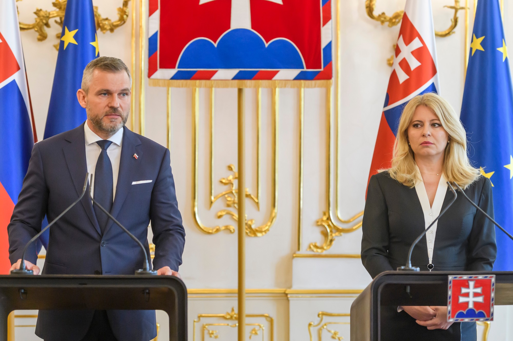 Novozvolený prezident SR Peter Pellegrini a prezidentka SR Zuzana Čaputová.