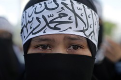 BBC donosi o zbiorowych gwałtach na Ujgurkach. Pekin zaprzecza