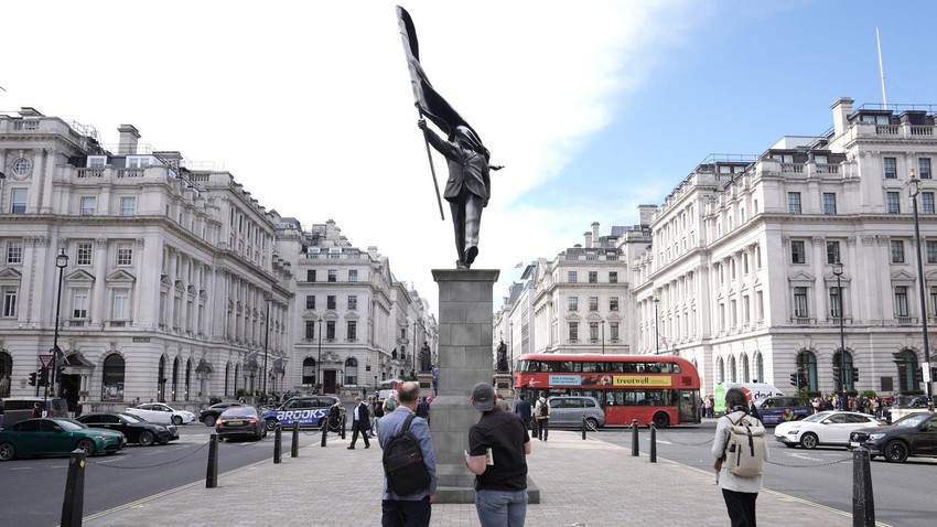 Statua je privukla pažnju prolaznika 29. aprila uveče | Foto: PA Media
