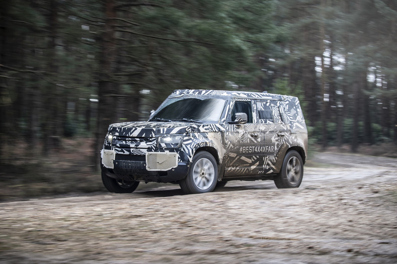 Nowy Land Rover Defender