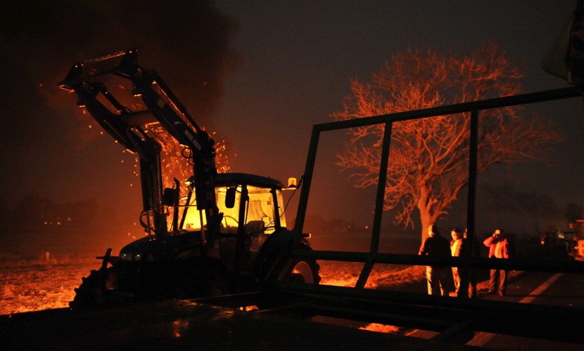 Akcja protestacyjna OPZZ rolników na drodze krajowej numer 2 pomiędzy Siedlcami a Międzyrzecem Podlaskim