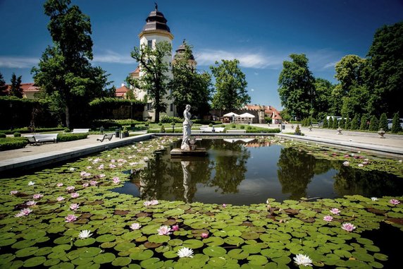 Zamek Książ na weekend. Tarasy pełne kwiatów i bajeczna architektura