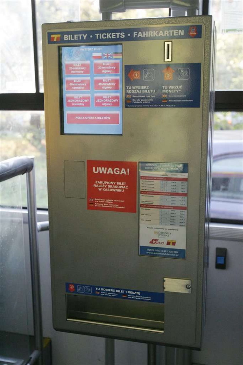 Biletomaty w warszawskich autobusach