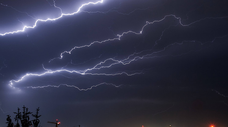 Figyelmeztető előrejelzést adott ki az Országos Meteorológiai Szolgálat/ Fotó: MTI