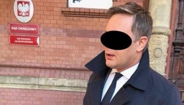 Znany adwokat skazany na 4 lata więzienia. W tle „załatwienie” korzystnych decyzji procesowych. Prawnik zapewnia, że wyrok to „polityczna zemsta”