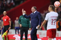 Czesław Michniewicz: Kibice zapłacili za bilety, dlatego rozumiem gwizdy