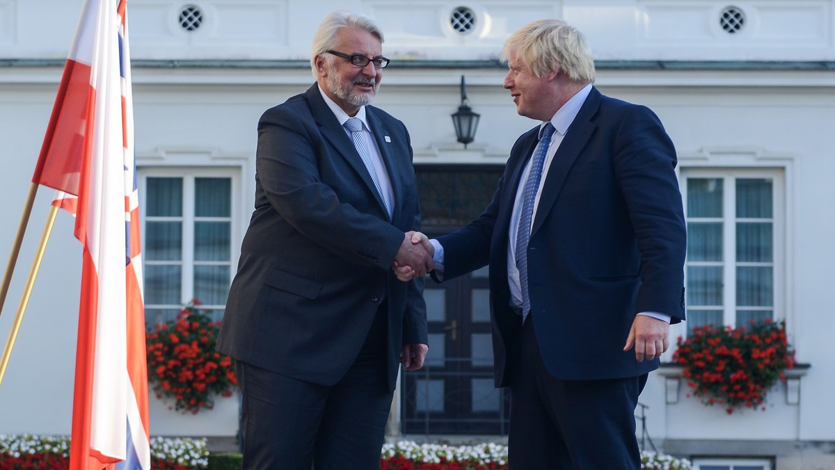 - Nie ma zgody na ksenofobię - mówili dzisiaj w Warszawie ministrowie spraw zagranicznych: Polski Witold Waszczykowski i Wielkiej Brytanii Boris Johnson. Szef polskiej dyplomacji podkreślał, że liczy na zapobieganie przez służby brytyjskie przypadkom ksenofobii.