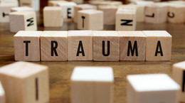 Psychotraumatologia – na czym polega? Jak radzić sobie z traumami? [WYJAŚNIAMY]