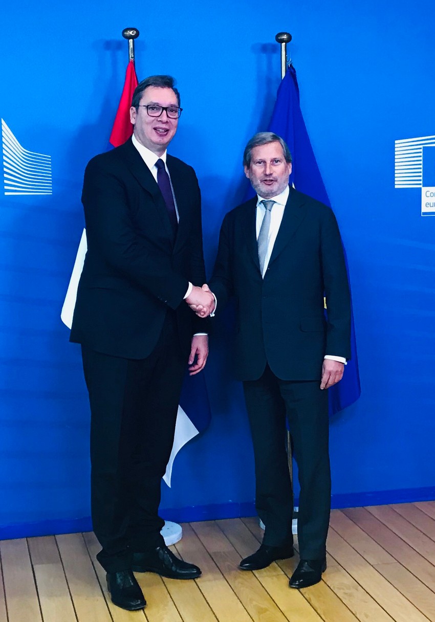 Vučić danas sa Hanom u Briselu