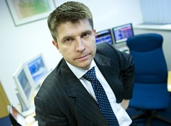 Petru: Złoty nie przestanie się umacniać