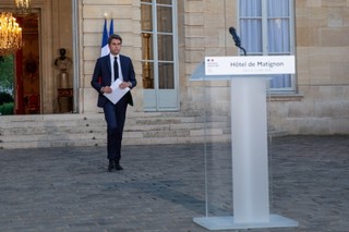 Francuski premier Attal złożył dymisję na ręce prezydenta. Macron odpowiedział