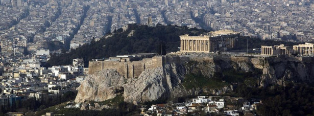 Widok na Partenon na Akropolu w Atenach.
