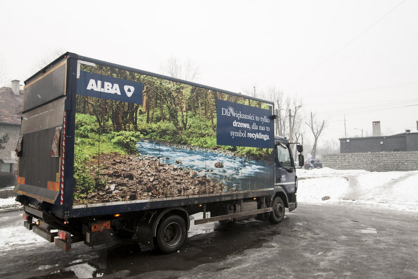 Możesz wyrzucić świąteczną choinkę. Miasto ją uprzątnie