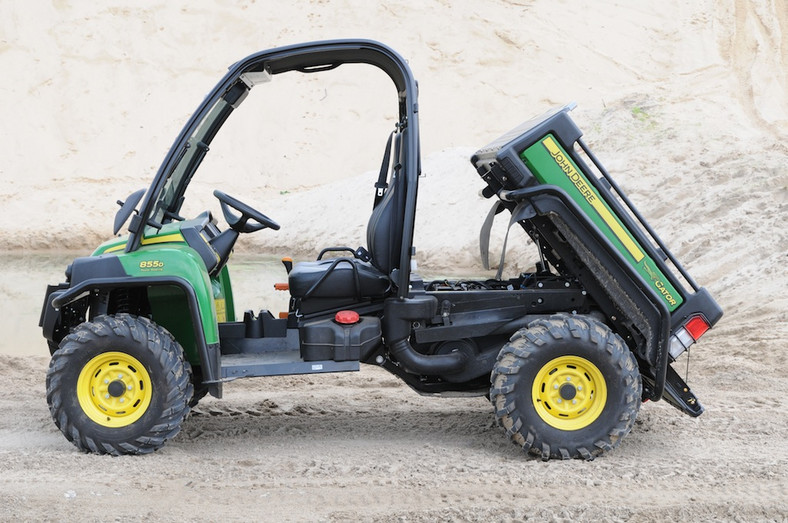 John Deere Gator