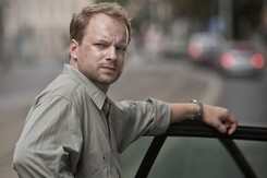 Maciej Stuhr o powiązaniach SB i Kościóła. 'Czerwony Kapitan' wchodzi do kin [ZDJĘCIA]