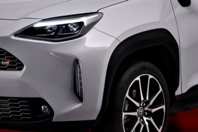 NOWA Toyota wjeżdża do Polski. Nie tylko wygląd robi różnicę 