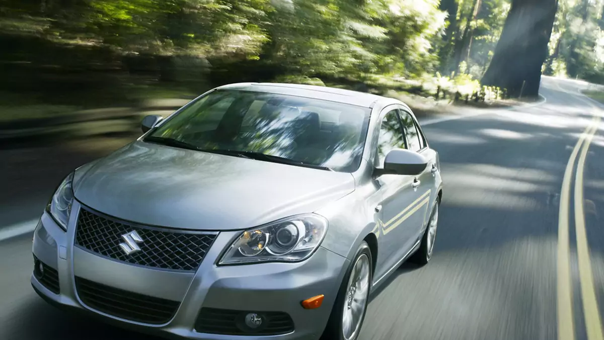 Suzuki Kizashi - Sedan w pełnym wymiarze