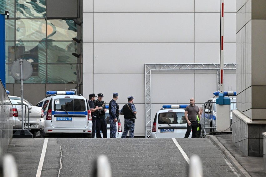 Ruska policija ispred Ekspo centra u Moskvi