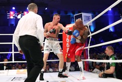 Fonfara wygrał przed czasem. 'Polski Książę' znokautował Siłłacha w szóstej rundzie