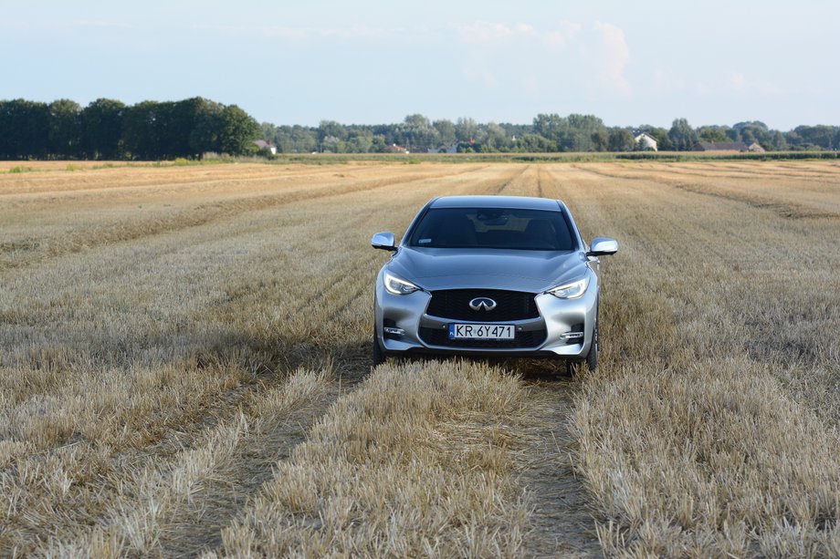 Infiniti Q30 2.0t - elegant w przebraniu