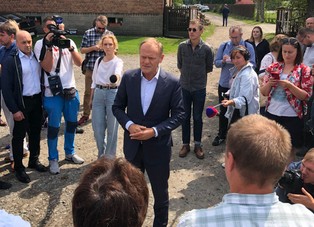 Tusk zaapelował o stworzenie jednej, opozycyjnej listy wyborczej